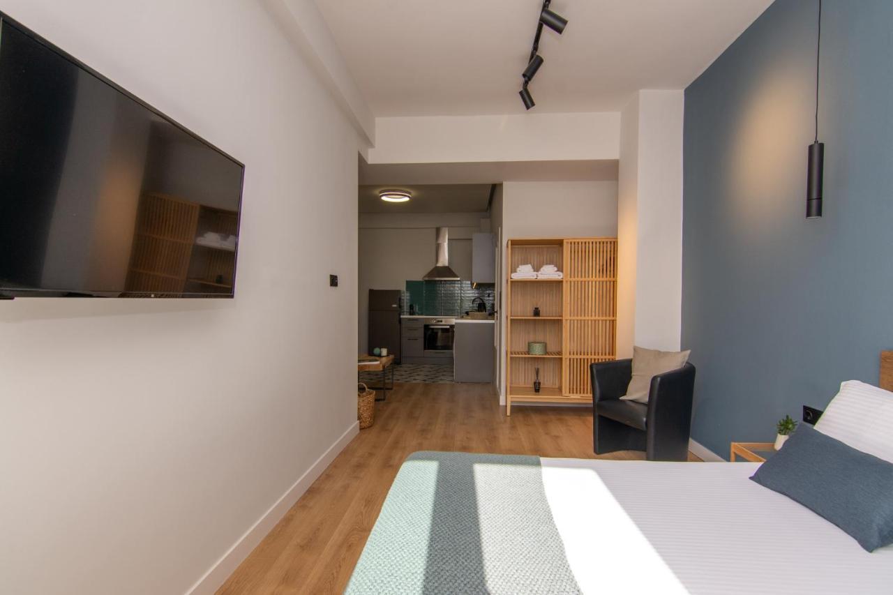 Studio 48, Cozy Apartment In Kalamata City Center ภายนอก รูปภาพ