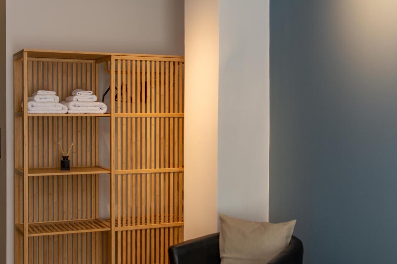 Studio 48, Cozy Apartment In Kalamata City Center ภายนอก รูปภาพ